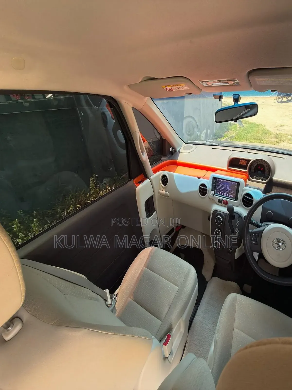 Toyota Spade 2012 Gray