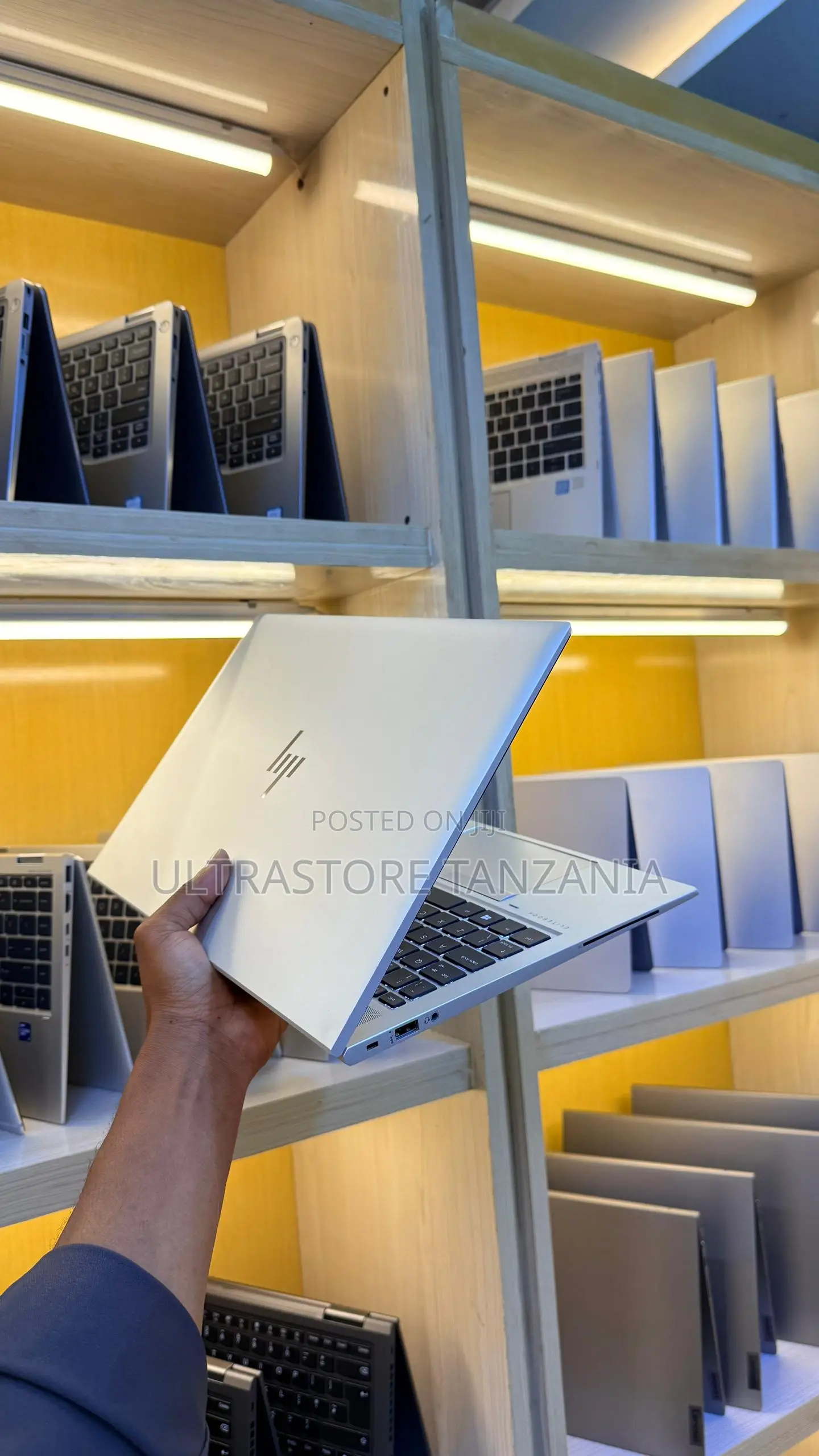 New Laptop HP EliteBook 850 G8 16GB Intel Core I7 SSD 512GB