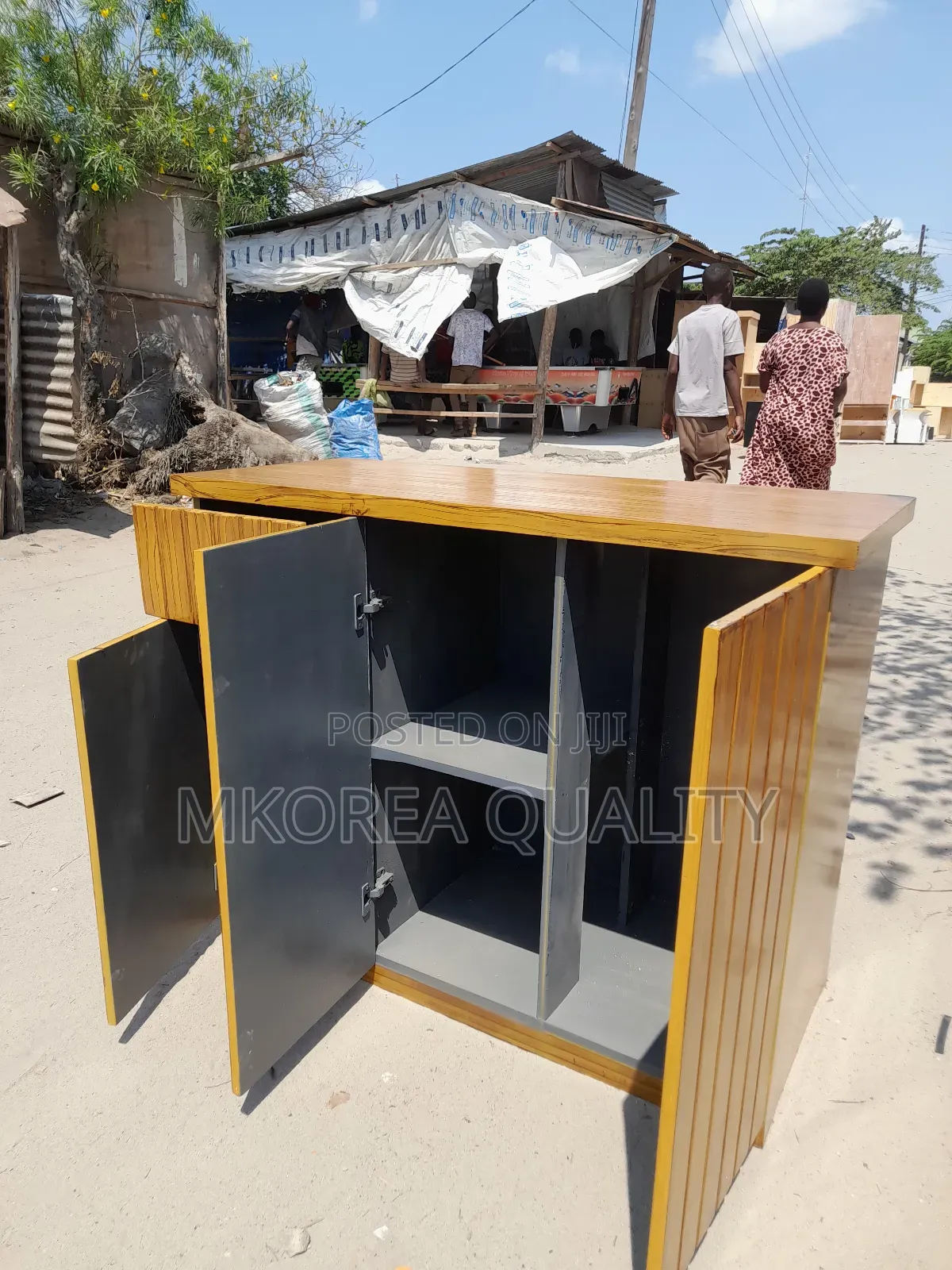 Kitchen Cabinet/Meza Ya Jikoni Ya Plate2 Milango Mitatu Na Droo Mona