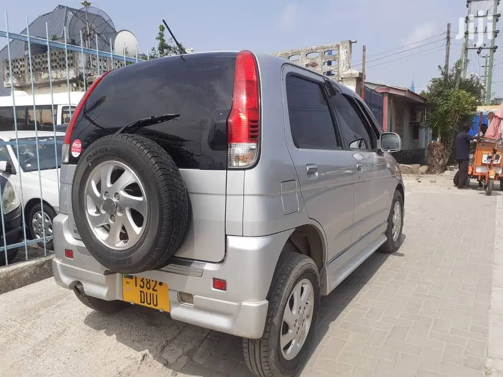 Daihatsu Terios 2011 Silver