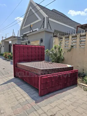 Kitanda Na Godoro