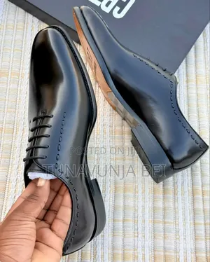 Cr7 Brand / Quality Leather Shoes / Black