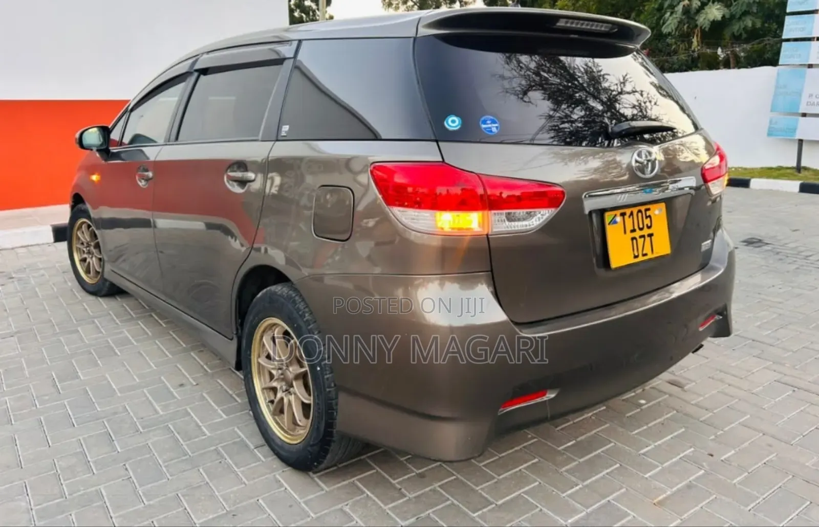 Toyota Wish 2010 Gray