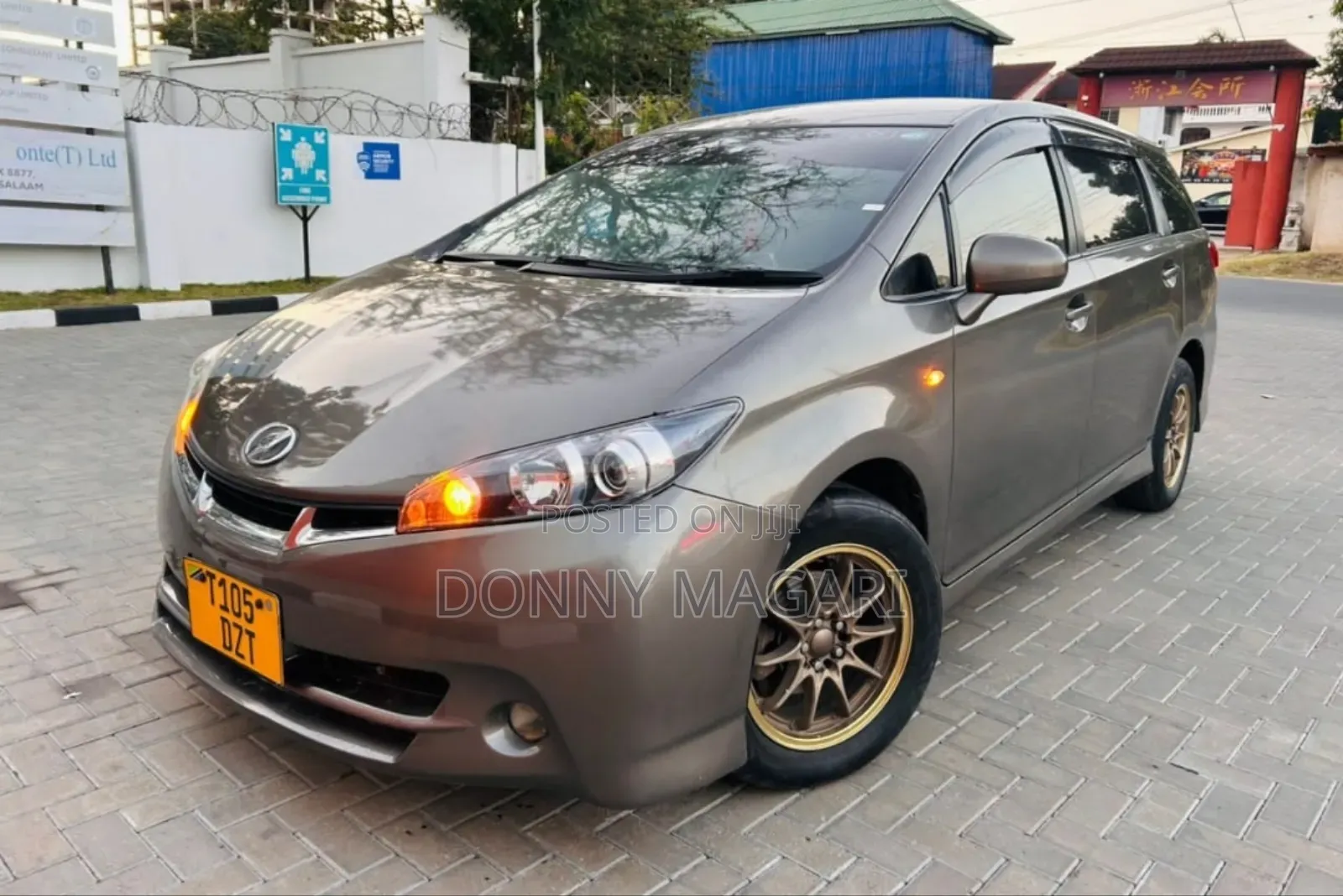 Toyota Wish 2010 Gray