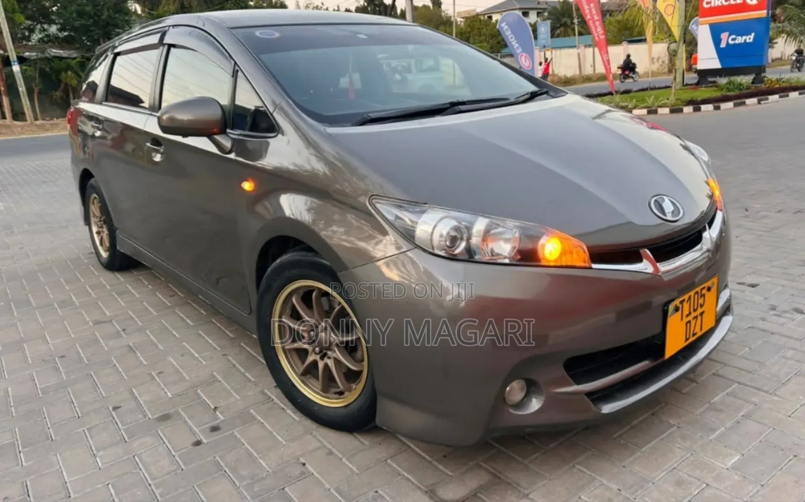 Toyota Wish 2010 Gray
