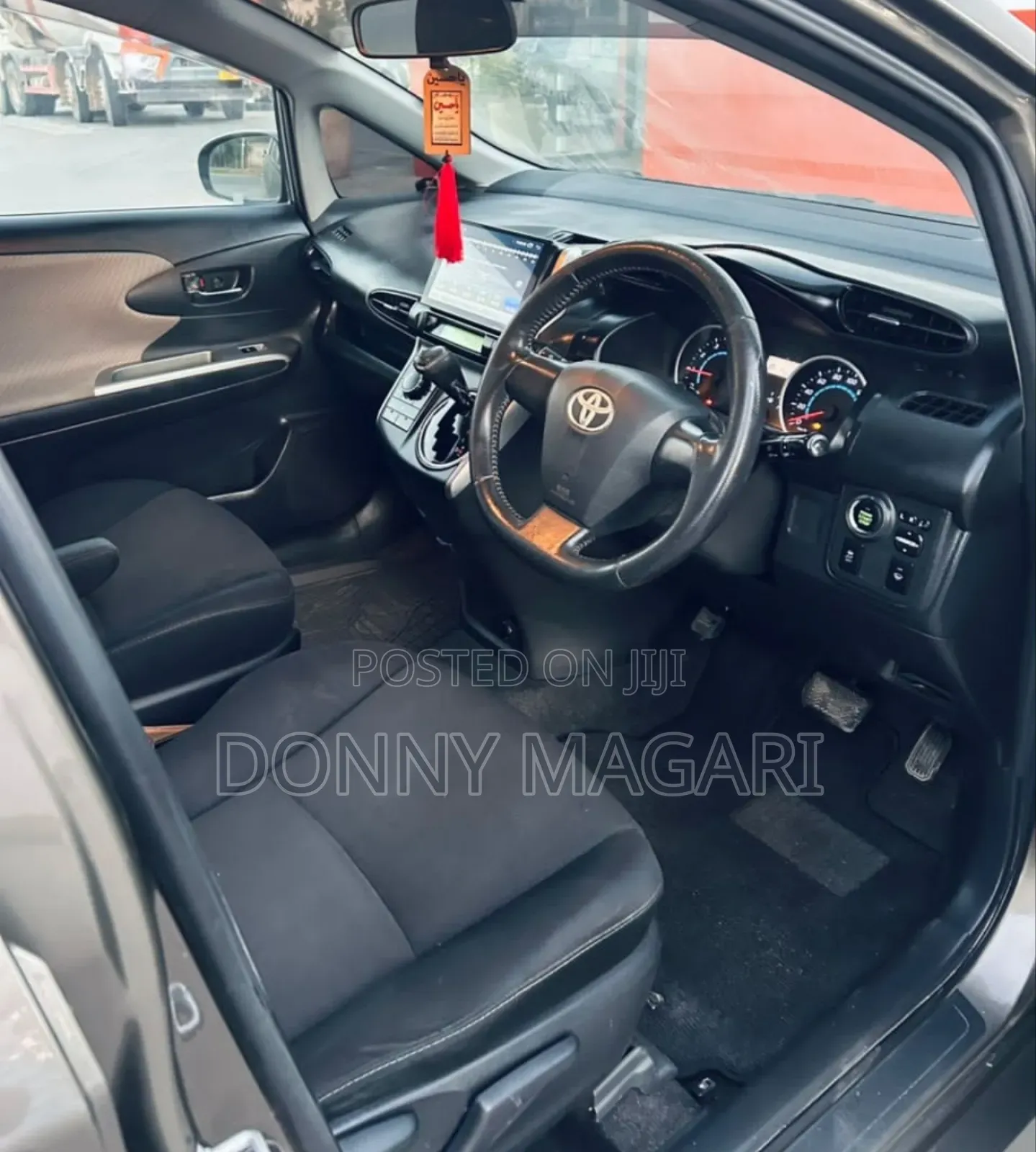 Toyota Wish 2010 Gray