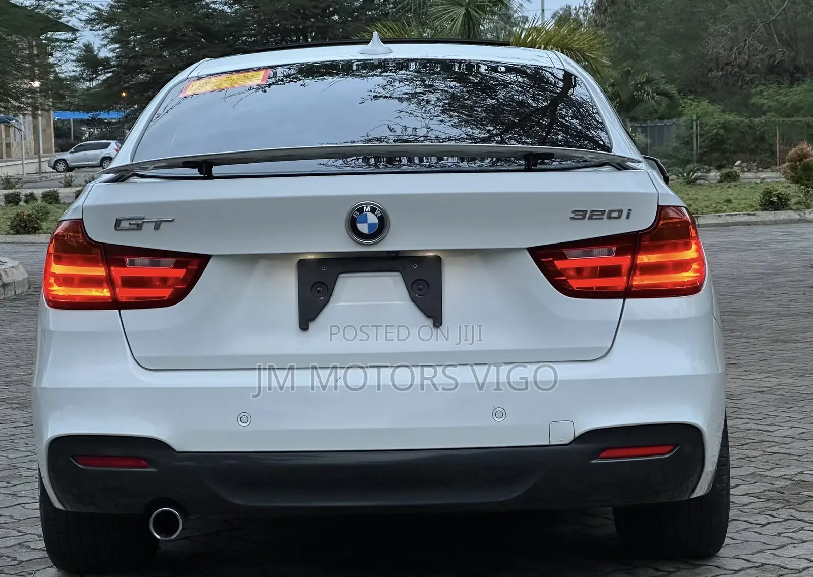BMW 3 Series 2013 White