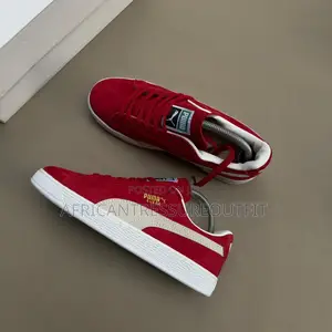 Puma Suedes Xl With White Formstrip and Sole Collection Size 40–44