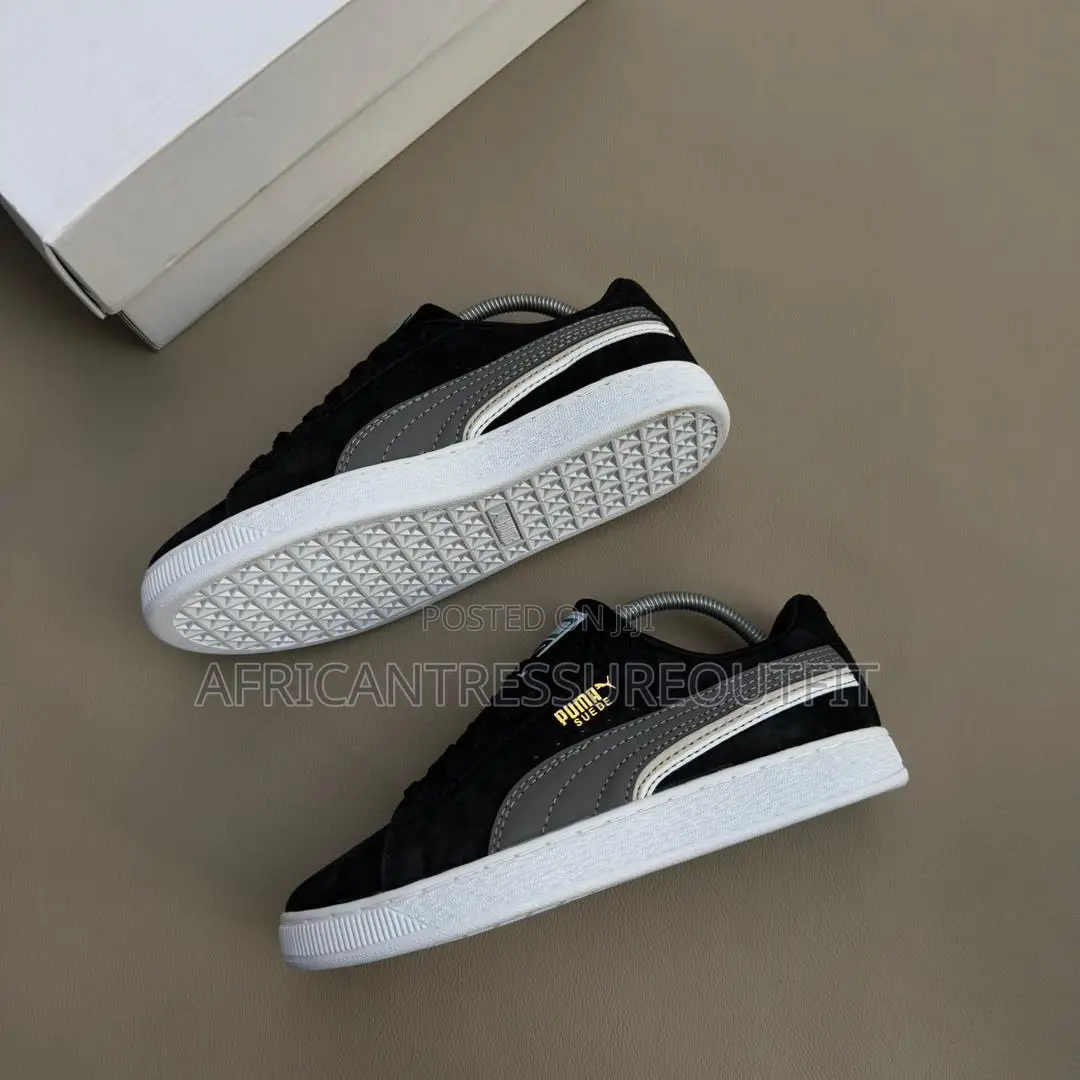 Puma Suedes Xl With White Formstrip and Sole Collection Size 40–44