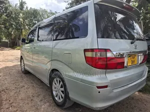Toyota Alphard 2004 Silver