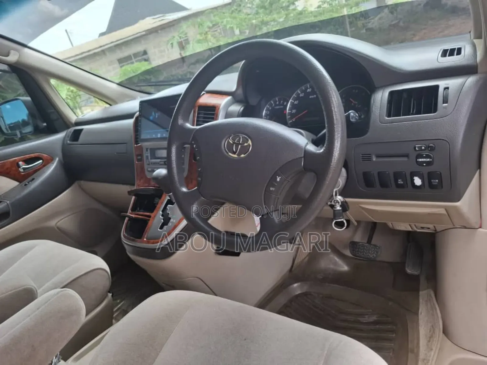 Toyota Alphard 2004 Silver