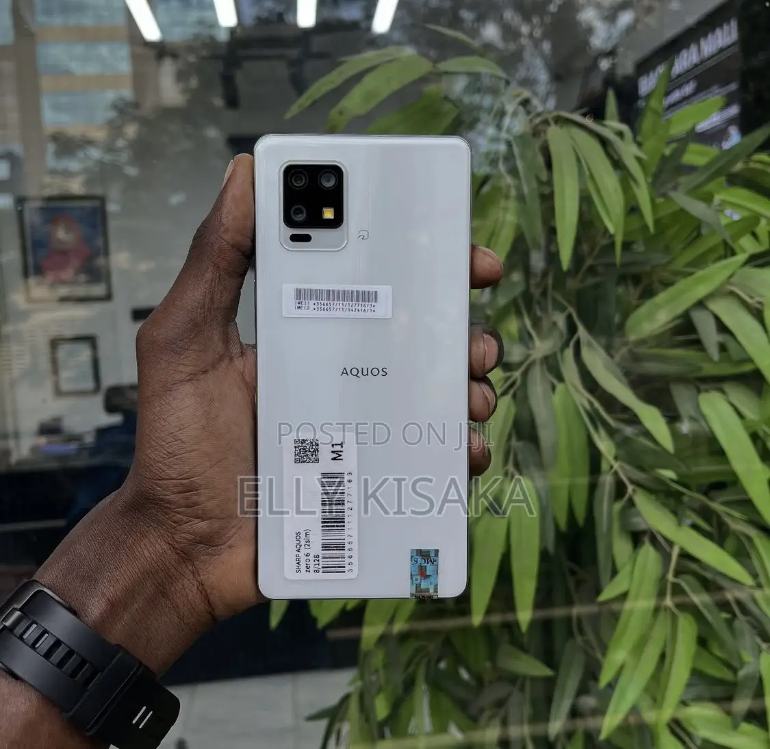 Sharp Aquos zero6 128 GB White