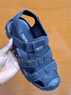 Men's Open Shoes Very Very Classic