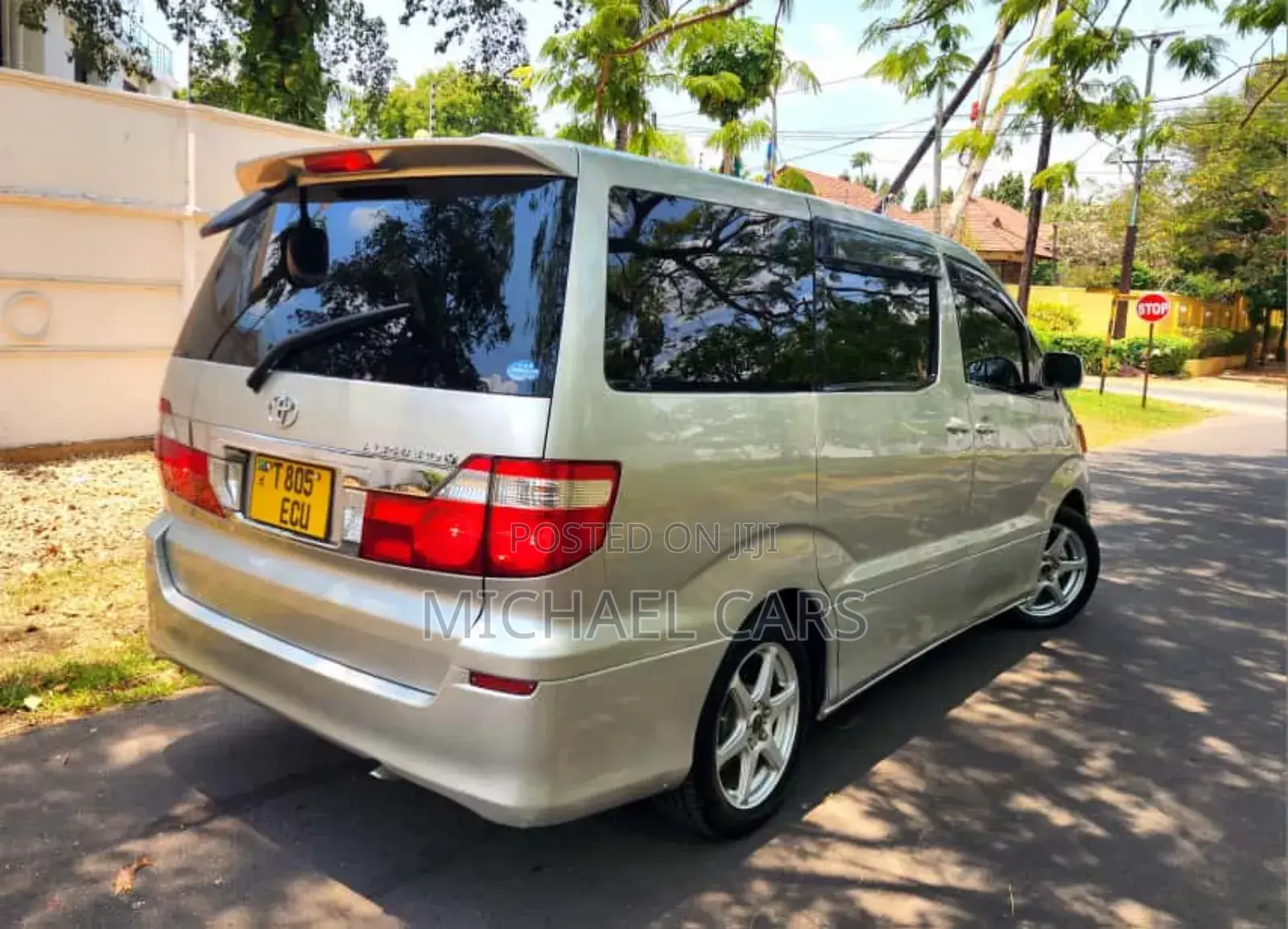 Toyota Alphard 2.4 Petrol AWD 2005 Gray