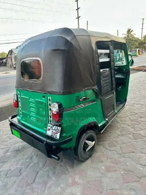 TVS King Deluxe Plus iTouch Start 2023 Green