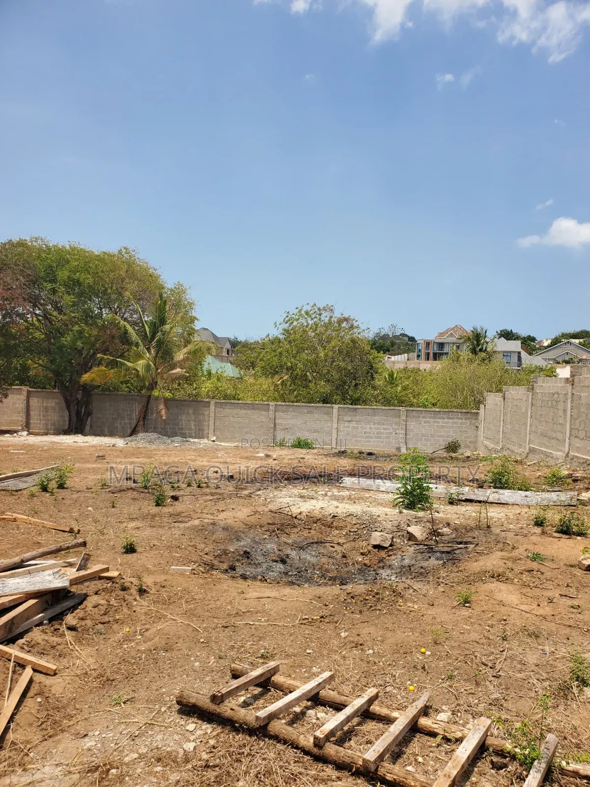 Plot Area SQM 1000 for Sale at Madale Msigani