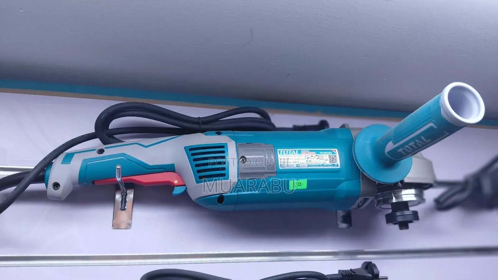 Total Angle Grinder 9' 2400w