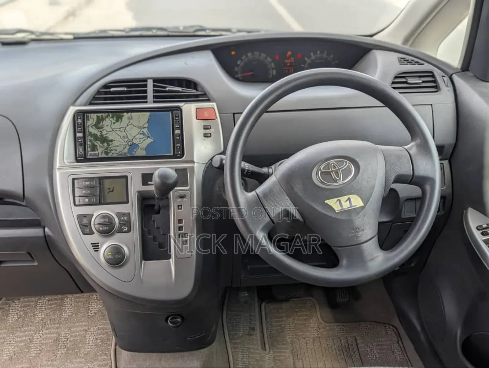 Toyota Ractis 2007 Gray