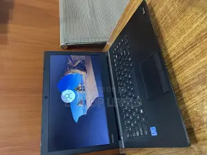 Laptop Toshiba Tecra C40 8GB Intel SSD 128GB