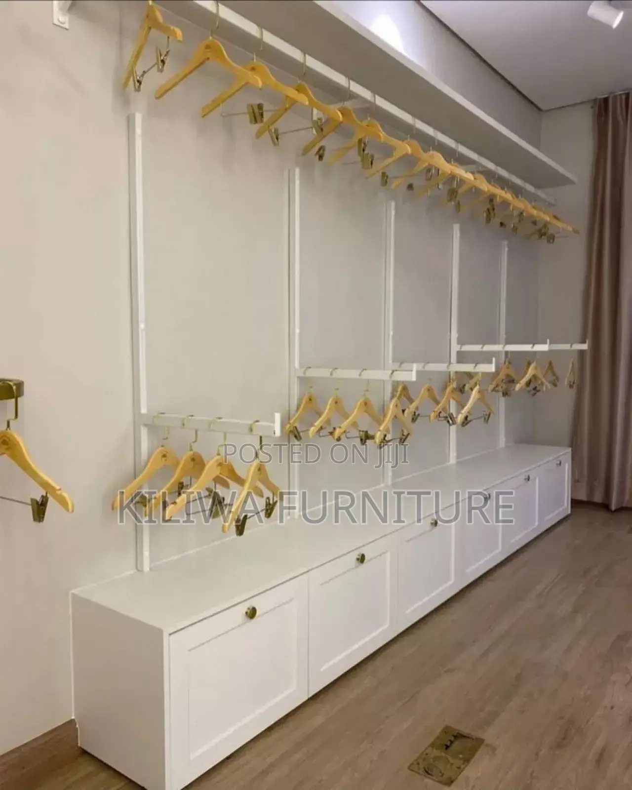 Shelves Za Duka La Nguo