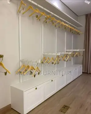 Shelves Za Duka La Nguo