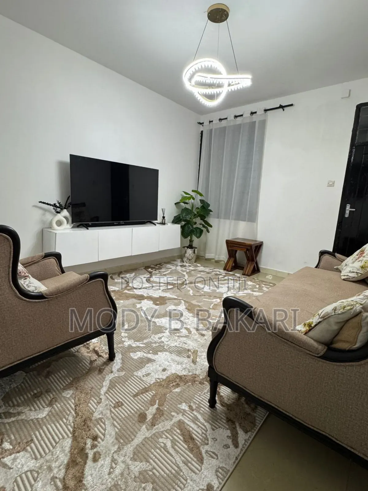 Furnished 3bdrm Apartment in Oyster Bay for rent