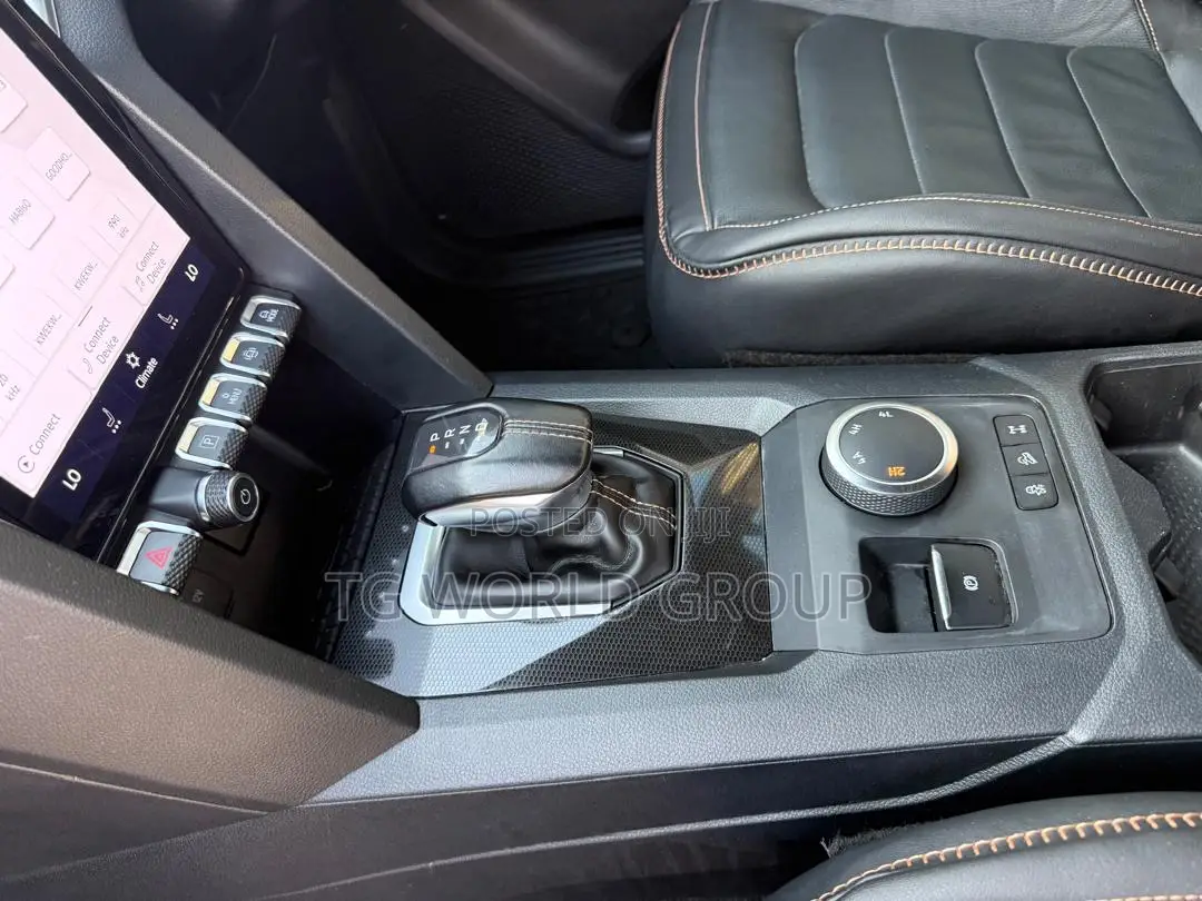 New Volkswagen Amarok 2024 Brown