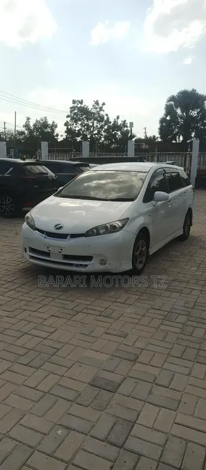 Toyota Wish 2012 White