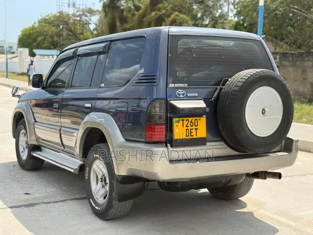 Toyota Land Cruiser Prado 3.0 D-4D 5dr 2001 Blue