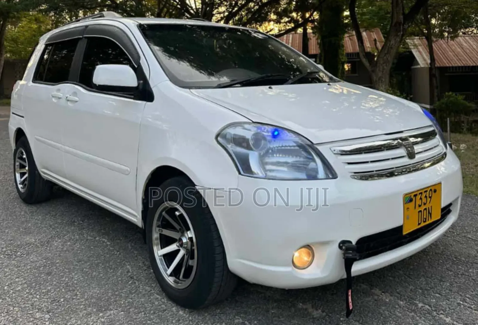 Toyota Raum 2005 White