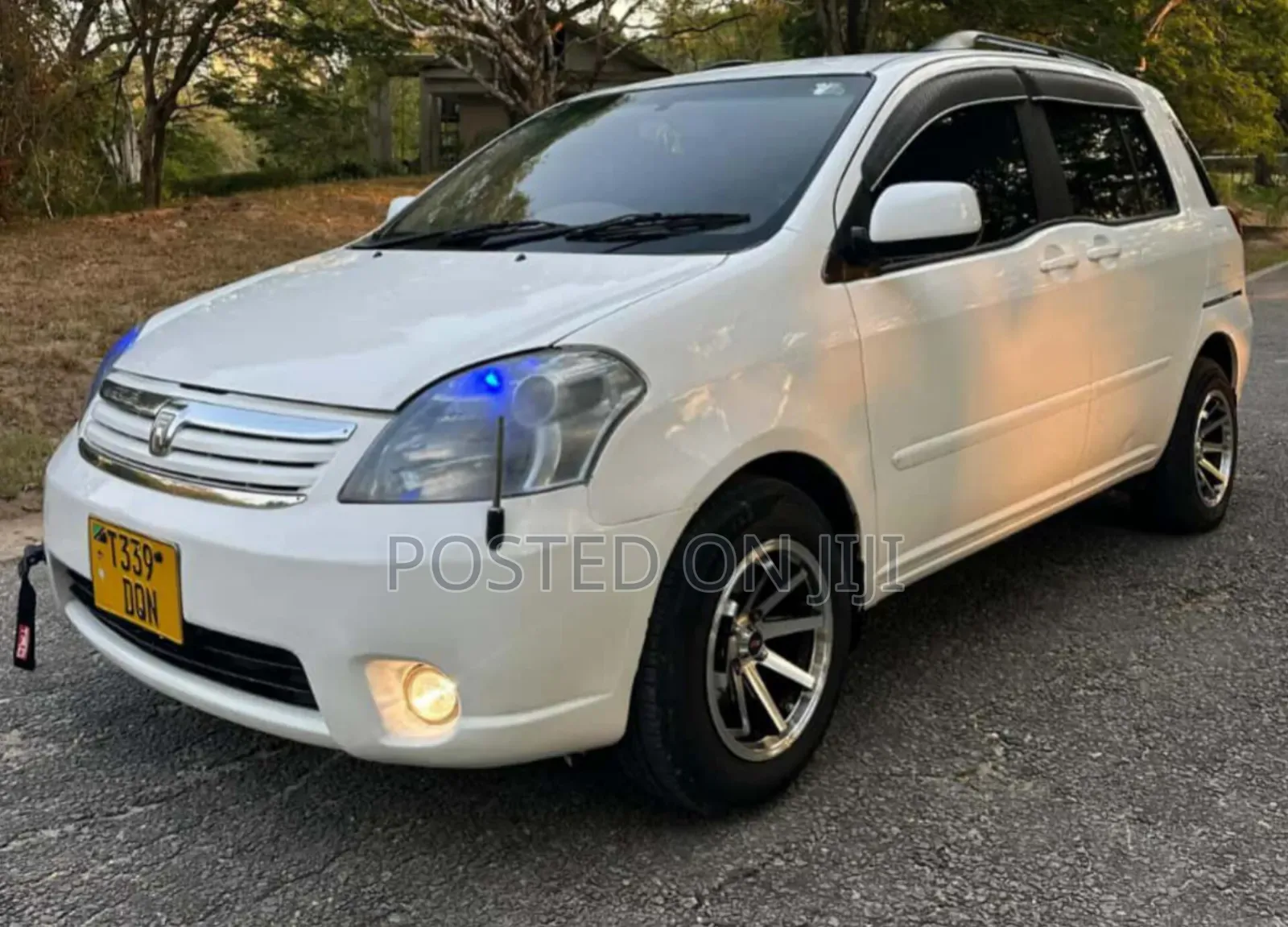 Toyota Raum 2005 White