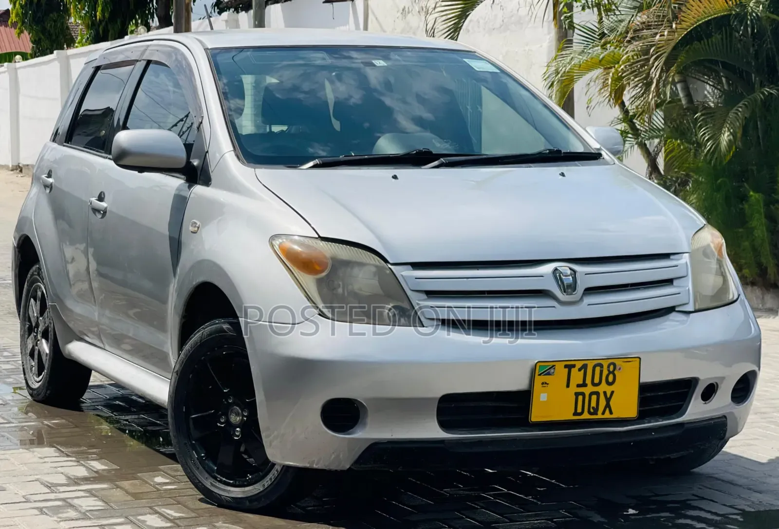 Toyota IST 2003 Silver