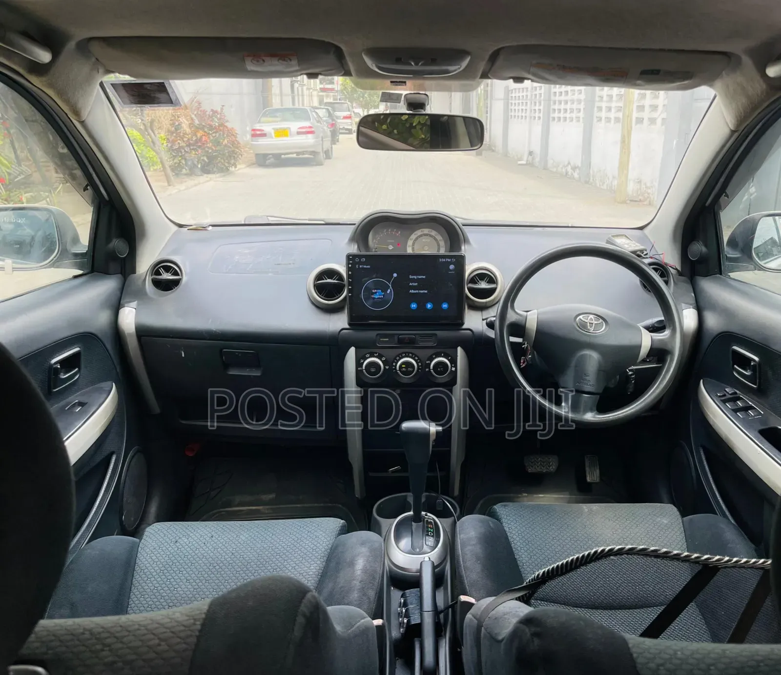 Toyota IST 2003 Silver
