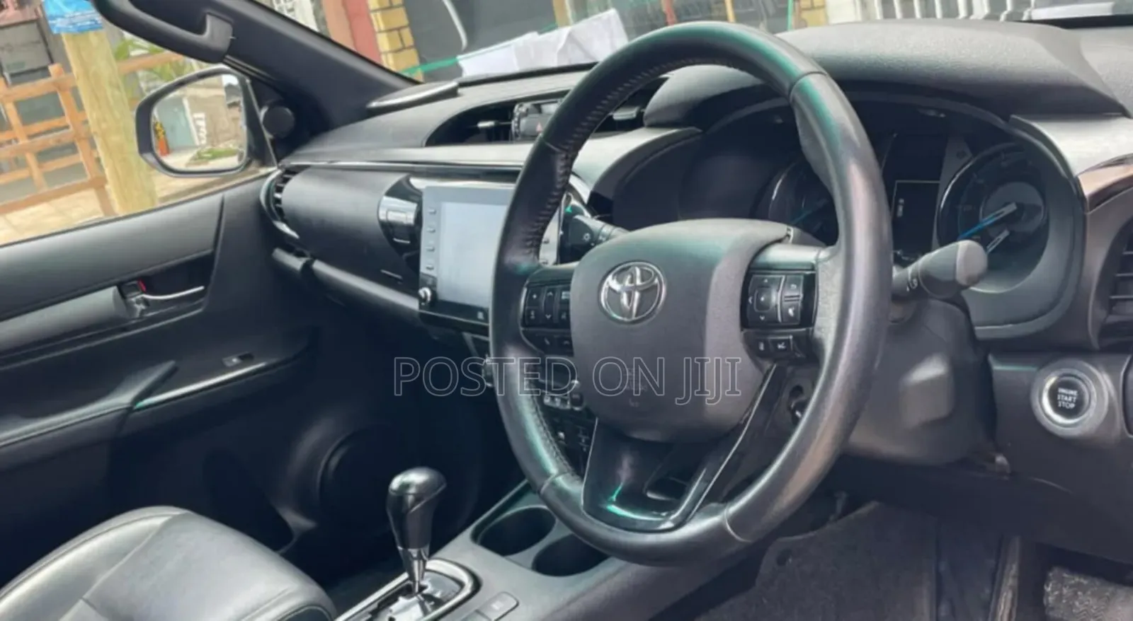 Toyota Hilux 2021 Gray