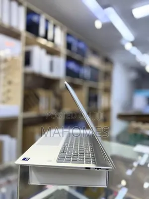 New Laptop HP 16GB Intel Core Ultra 7 SSD 1T