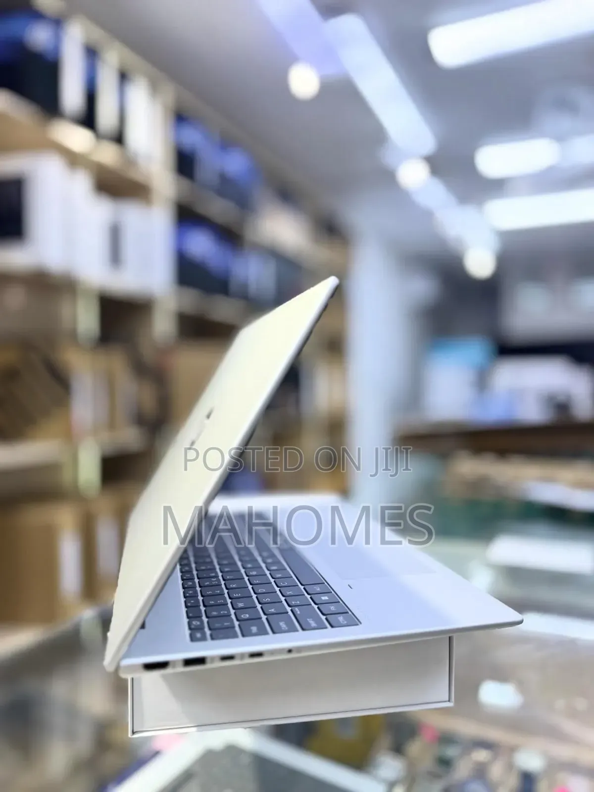 New Laptop HP 16GB Intel Core Ultra 7 SSD 1T