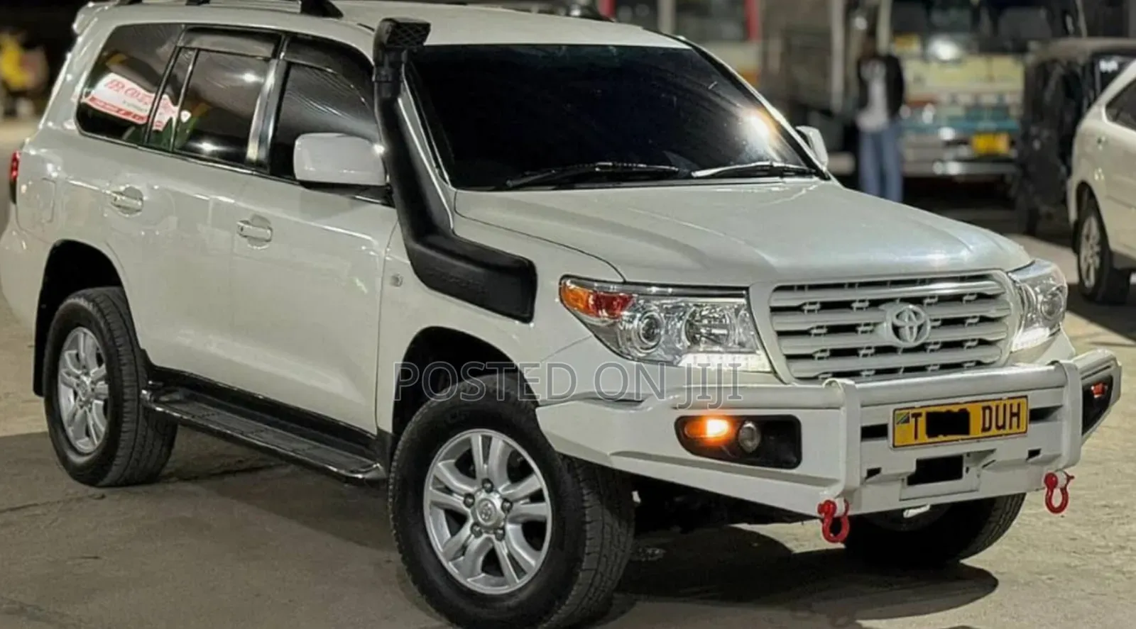 Toyota Land Cruiser 2009 White
