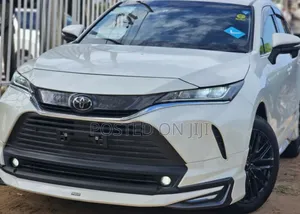 Toyota Harrier 2022 White