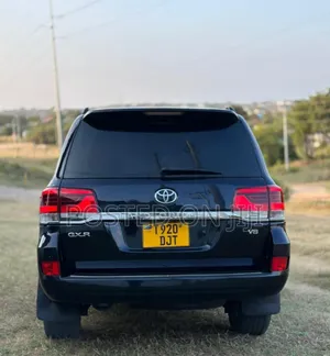 Toyota Land Cruiser 2010 Black