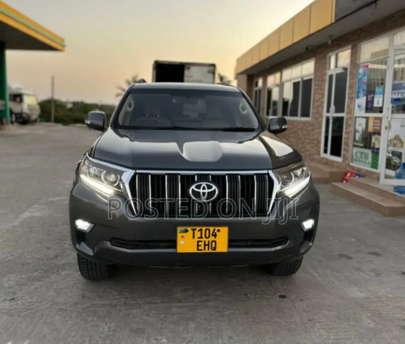 Toyota Land Cruiser Prado 2015 Gold