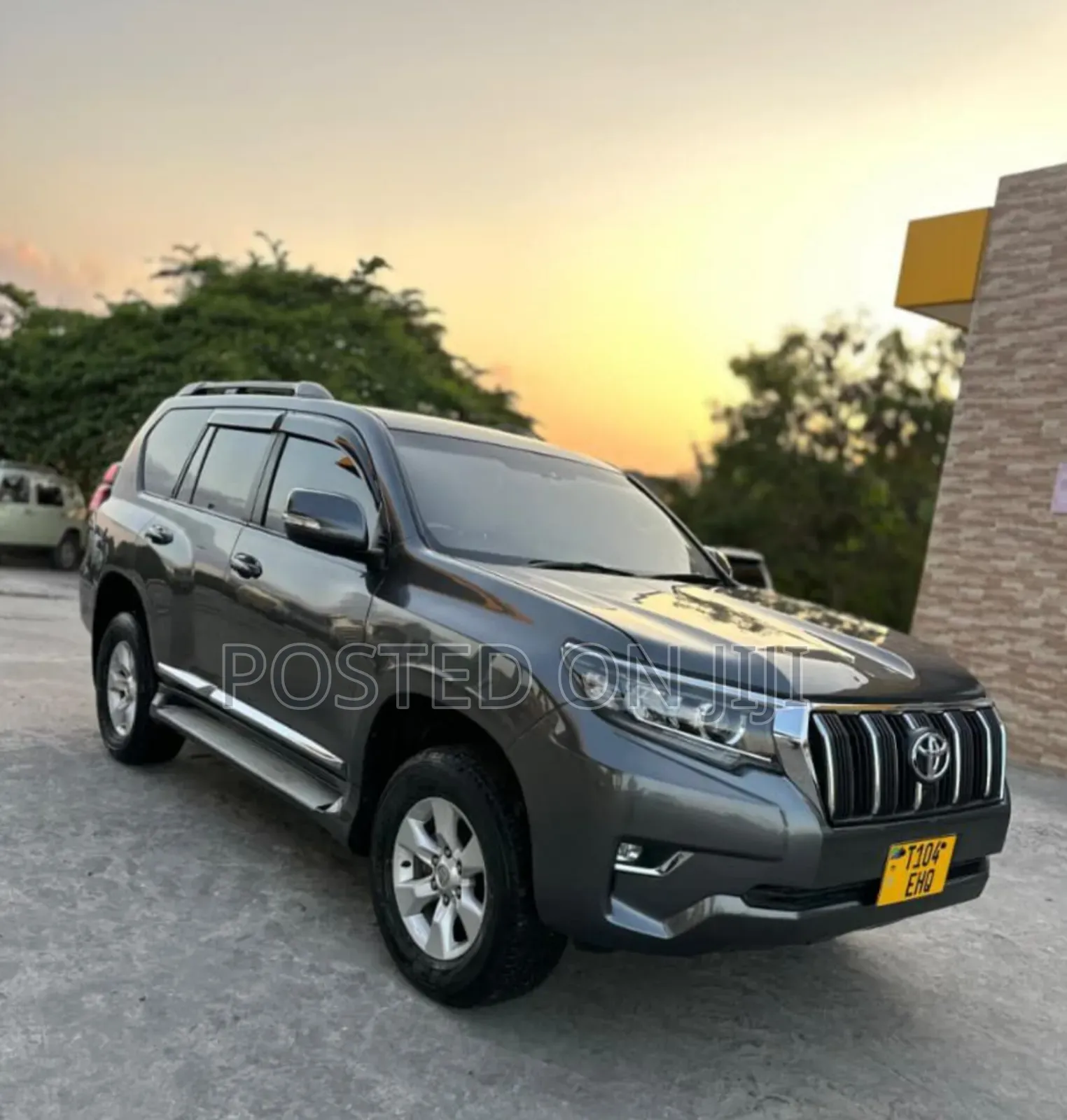 Toyota Land Cruiser Prado 2015 Gold