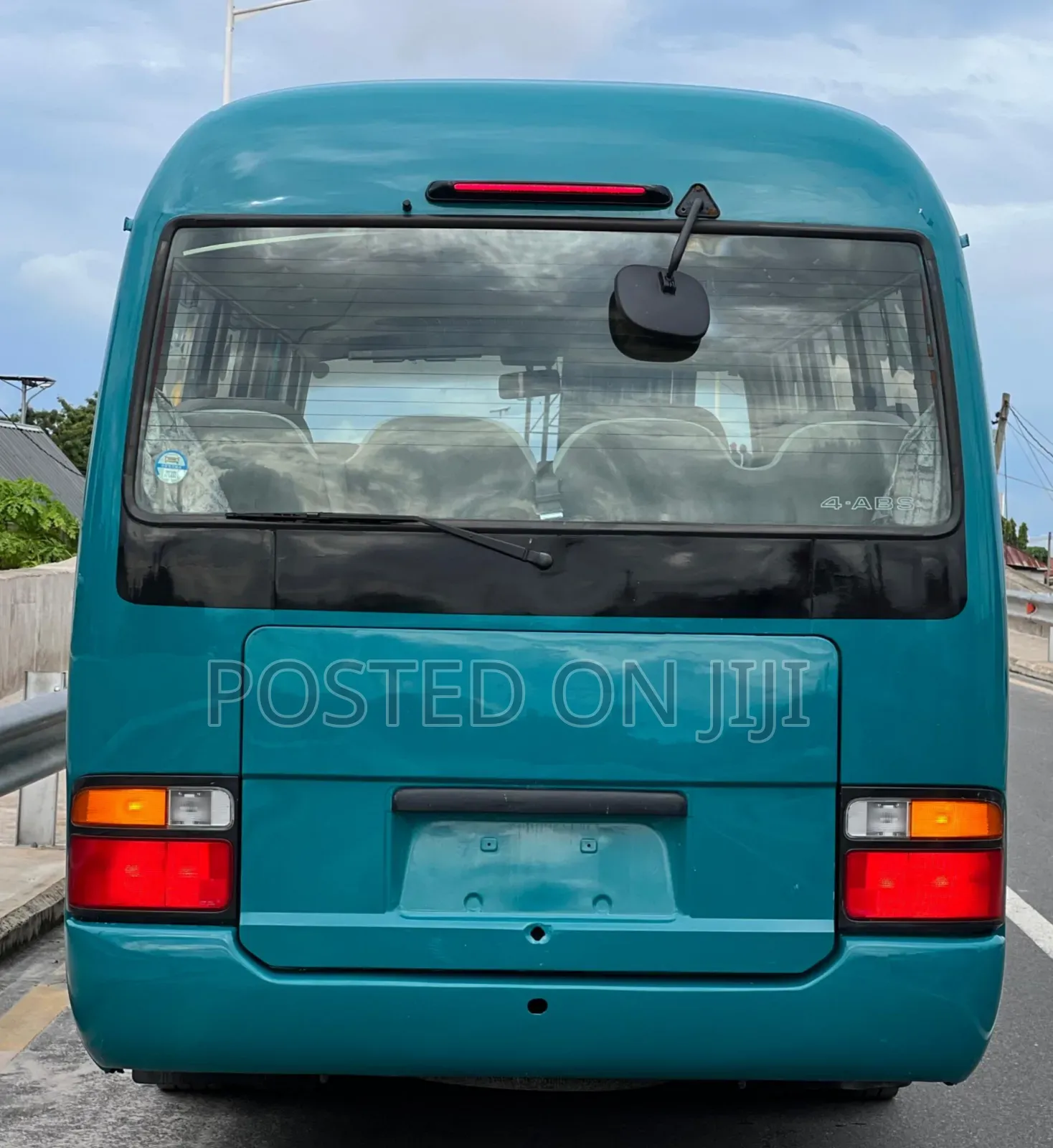 Toyota Coaster 2004 Green