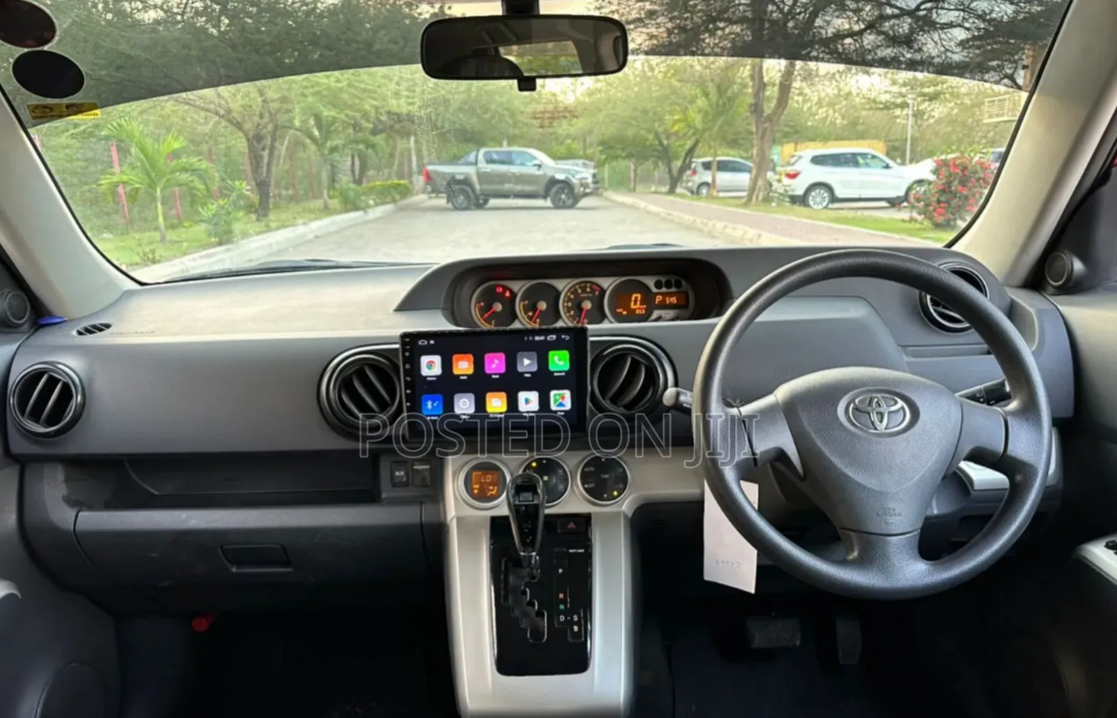 Toyota Rumion 1.5 FWD 2021 Red