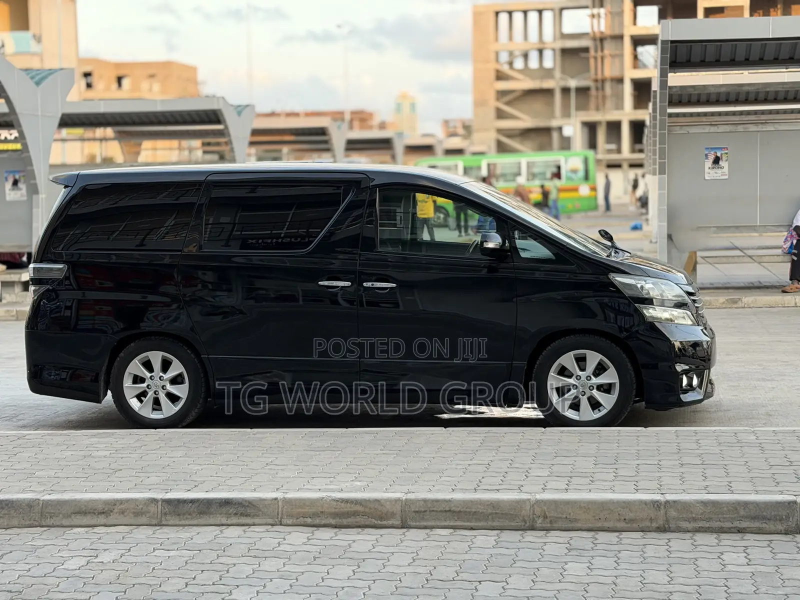 Toyota Vellfire 2008 Black