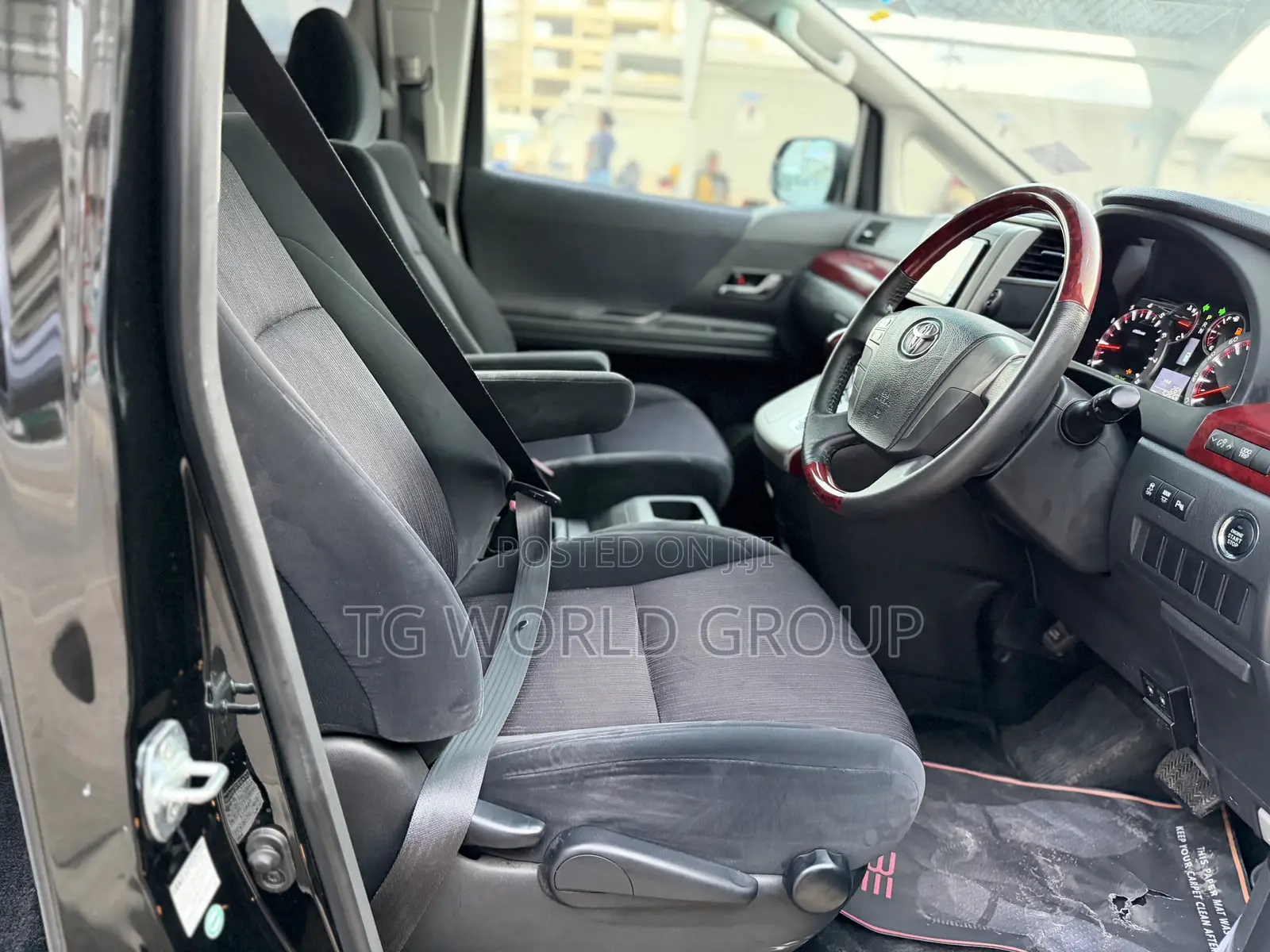 Toyota Vellfire 2008 Black