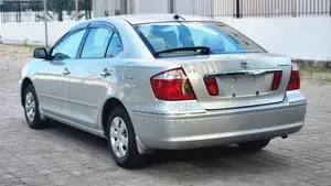 Toyota Premio 2002 Silver