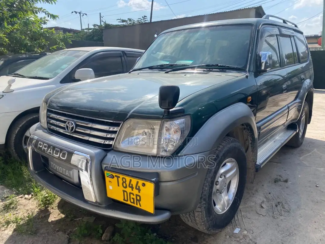 Toyota Land Cruiser Prado 2000 Green