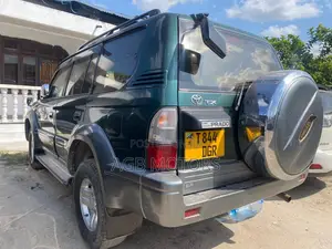 Toyota Land Cruiser Prado 2000 Green