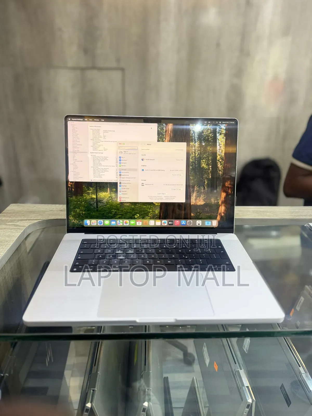 Laptop Apple MacBook Pro 2021 M1 16GB Apple M1 Pro SSD 512GB