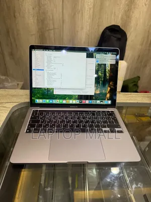 Laptop Apple MacBook Pro 2020 16GB Apple M1 SSD 512GB